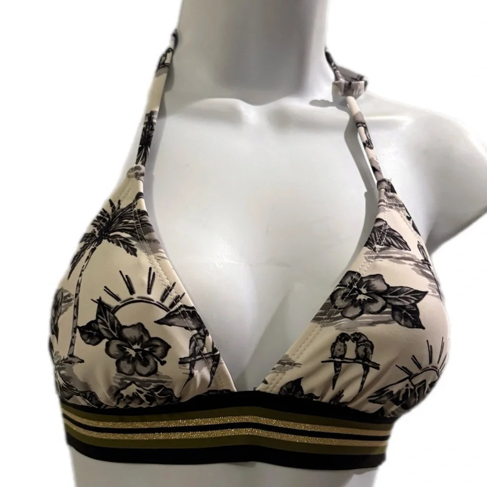 Xhilaration‎ Tropical Print Bikini Top